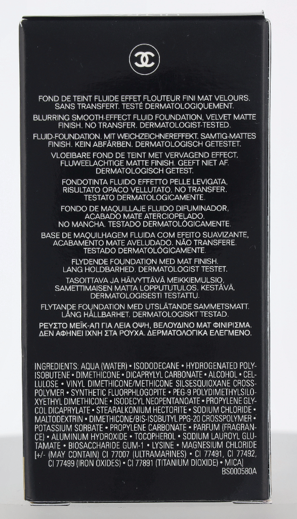 Chanel Ultra Le Teint Velvet Foundation SPF15 30 ml